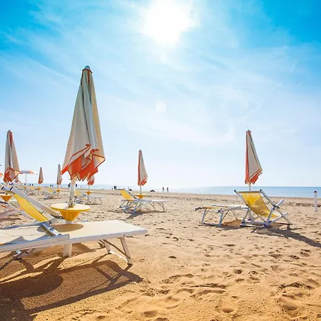 Bright Flat Close To The Apartament Bibione