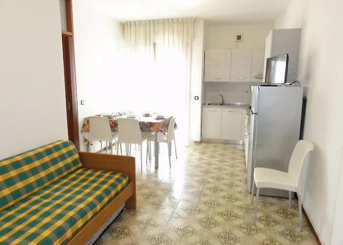 Bright Flat Close To The Appartamento Bibione